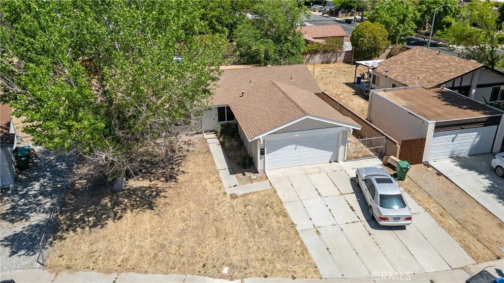 Property Photo: 3607 W Avenue K11 CA 93536
