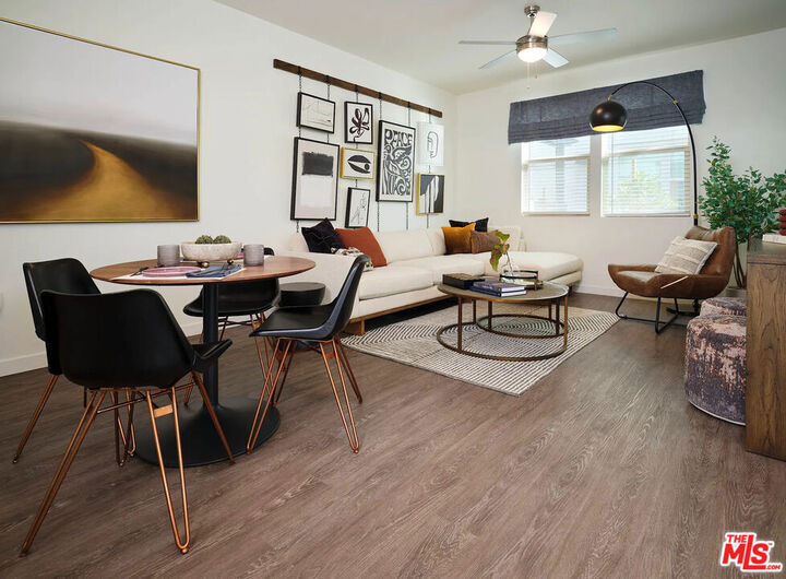 Property Photo:  41545 Ivy Street 25205  CA 92562 