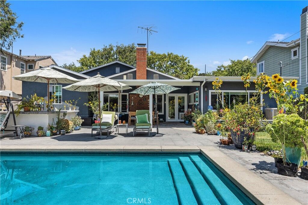 Property Photo: 5006 Sharynne Lane CA 90505