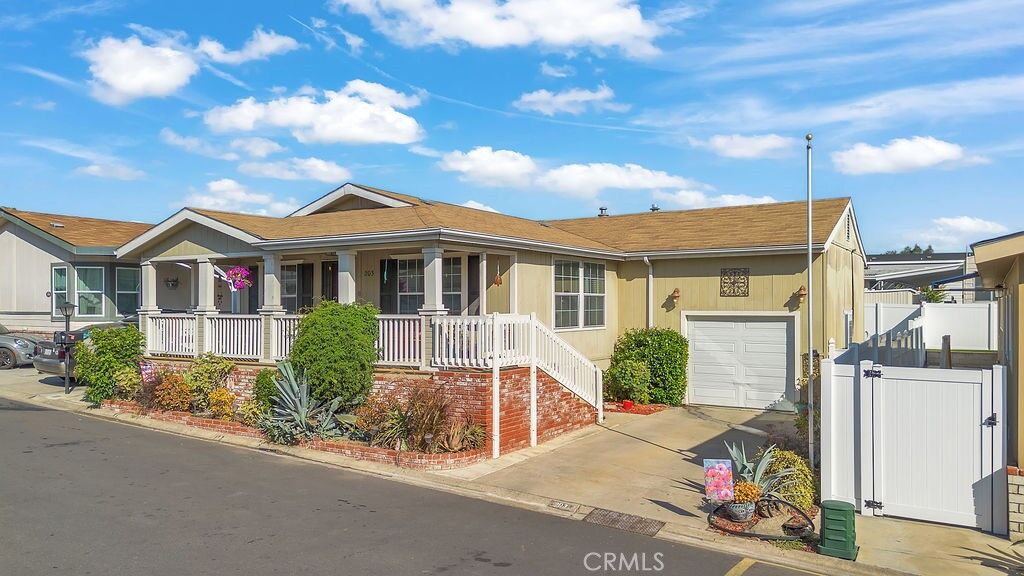 Property Photo:  2851 Rolling Hills 203  CA 92835 