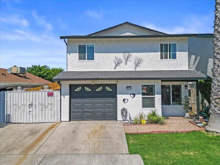 Property Photo:  1572 Vine Circle  CA 95301 