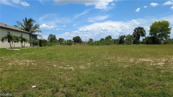 Property Photo:  1226 NE 40th Street  FL 33909 