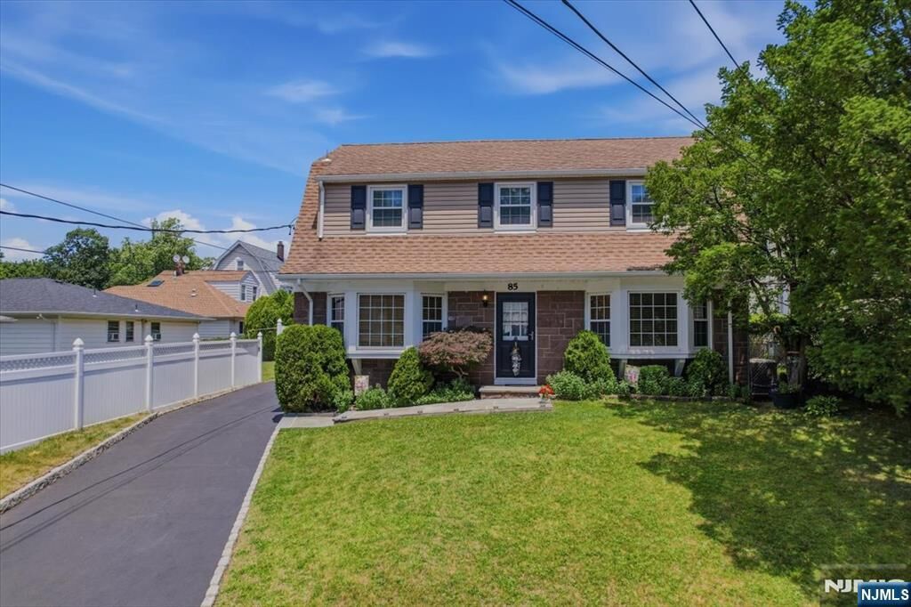 Property Photo:  85 Stewart  NJ 07032 