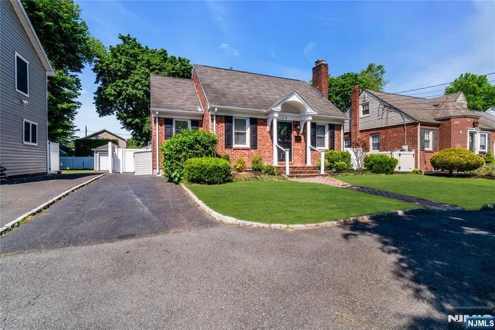 Property Photo:  40 Merritt Avenue  NJ 07628 