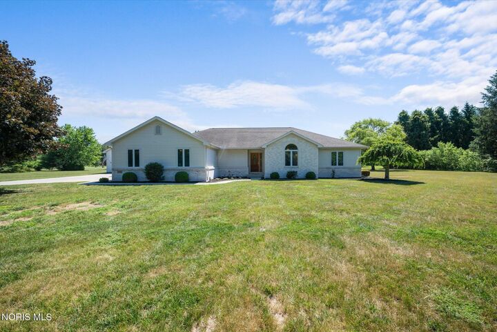 Property Photo:  6851 Berridge Road  OH 43571 