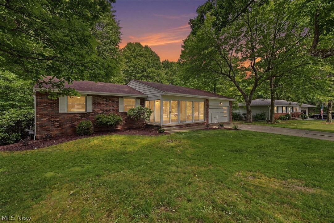 Property Photo: 3133 Fair Oaks Drive OH 44203