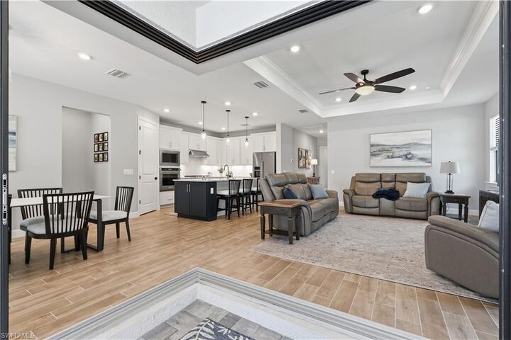 Property Photo:  1773 Verada Ct  FL 34120 