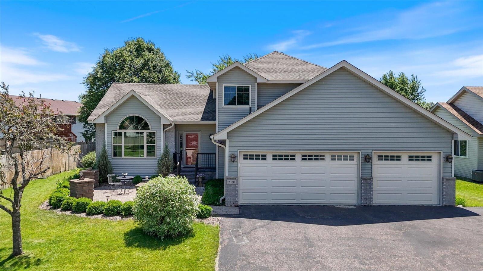 Property Photo: 7101 91st Trail N MN 55445