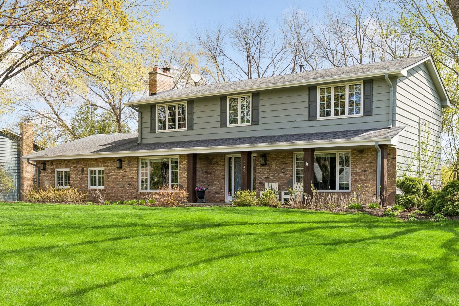 Property Photo:  1140 Vagabond Lane N  MN 55447 