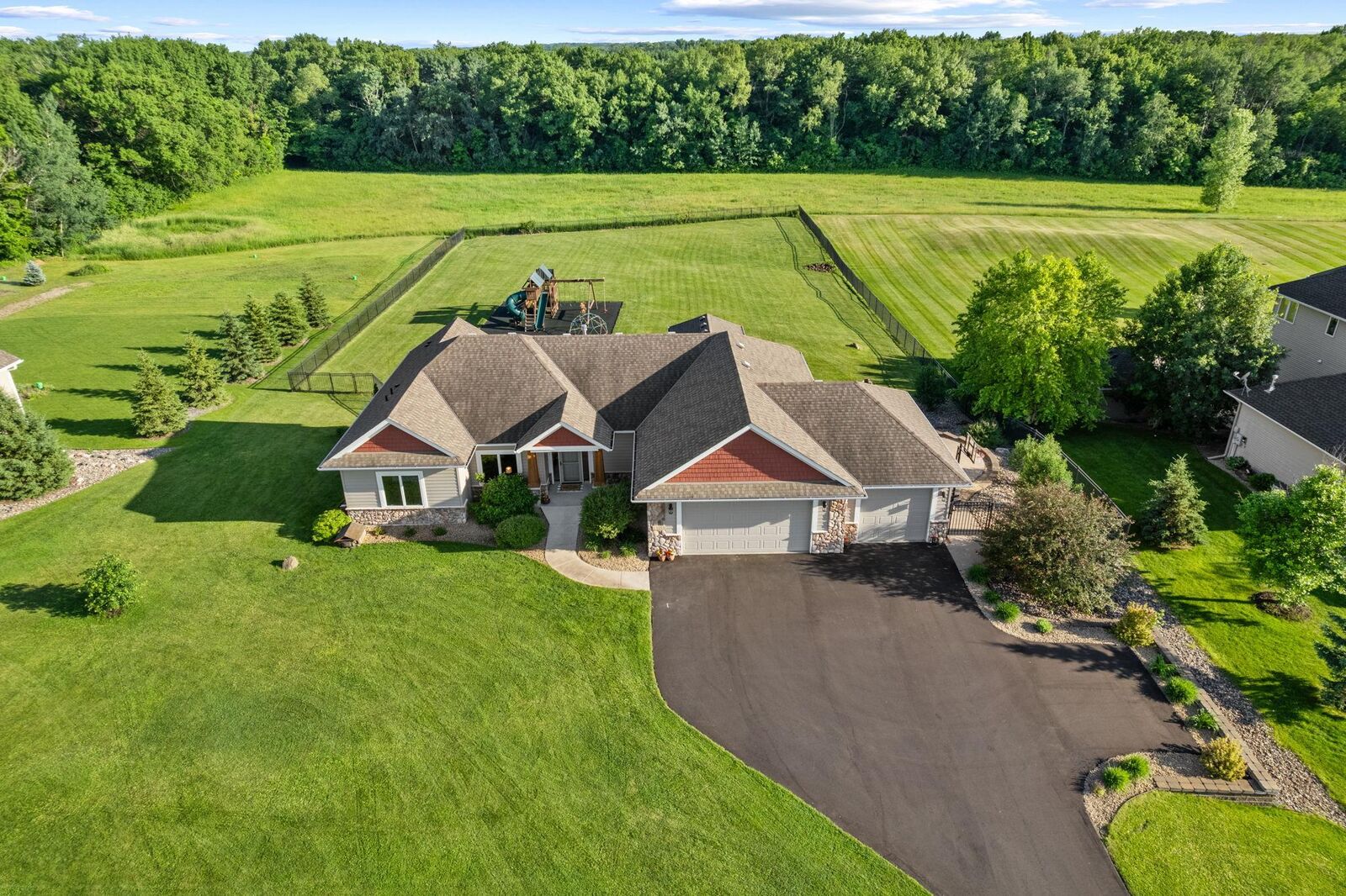 Property Photo: 23555 Saddle Ridge Drive MN 55374