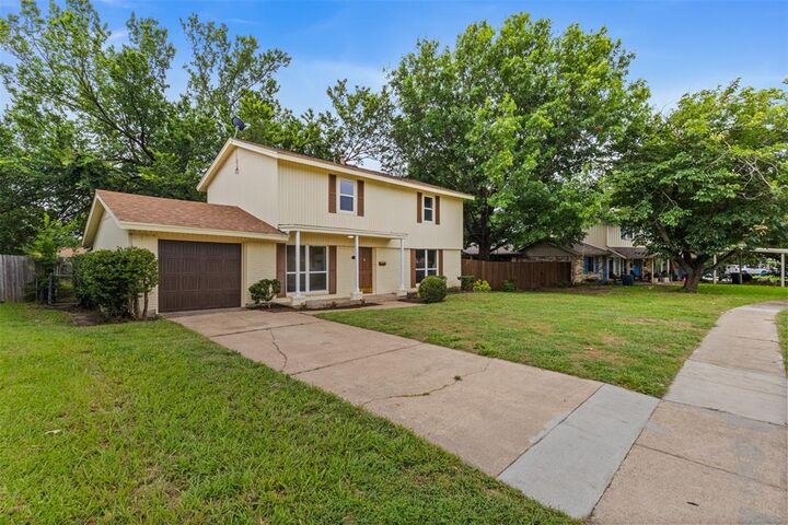 Property Photo: 3728 Byrd Drive TX 75150