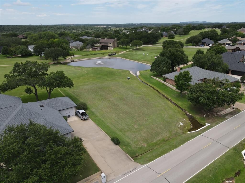 Property Photo: 8812 Bellechase Road TX 76049