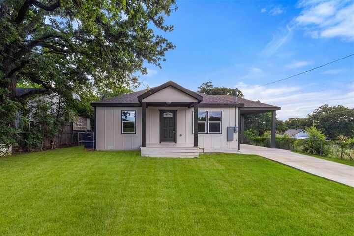 Property Photo:  4612 Shackleford Street  TX 76119 