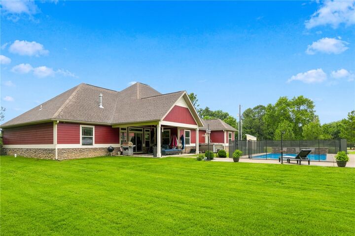Property Photo: 9180 Lee Harris Road AR 72713