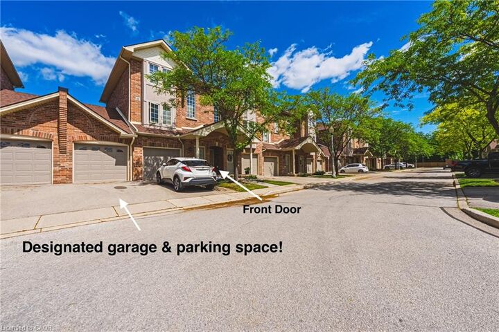Property Photo:  4045 Upper Middle Road 42  ON L7M 4S9 