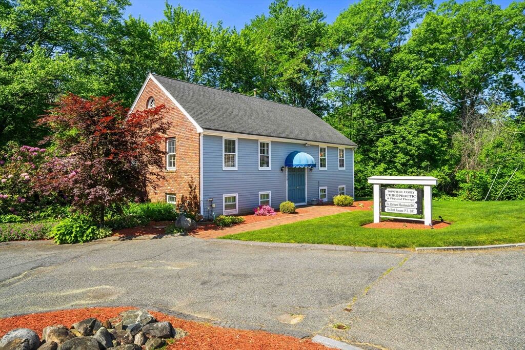 Property Photo:  125 Ipswich Rd  MA 01983 