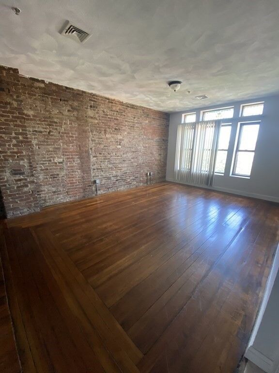 Property Photo:  179 Winnisimmet 5  MA 02150 
