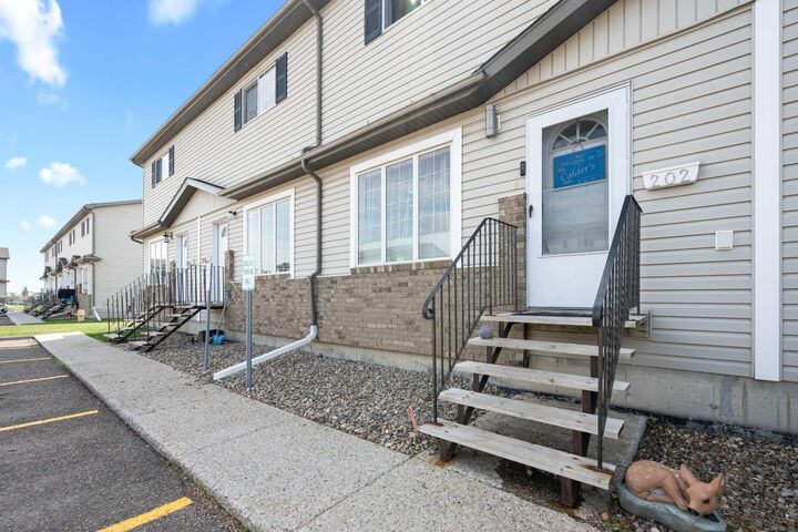 Property Photo: 4801 47 Avenue 202 SK S9V 0T9