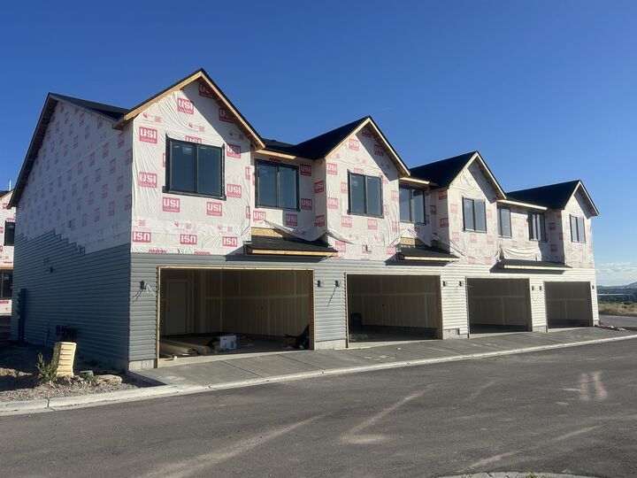 Property Photo: 110 Ridges ID 83204