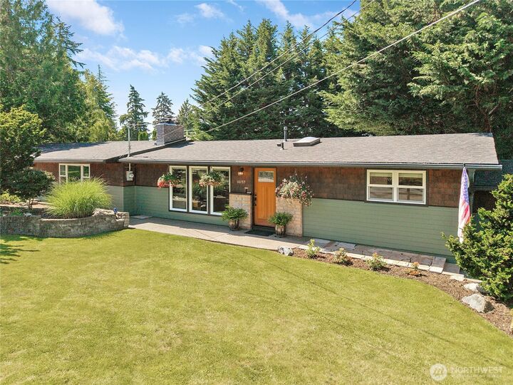 Property Photo: 10157 NE 200th Street WA 98011