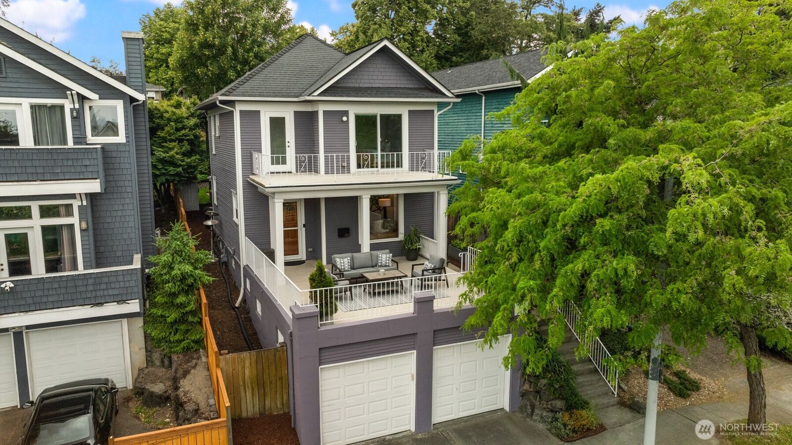 Property Photo: 325 23rd Avenue E WA 98112