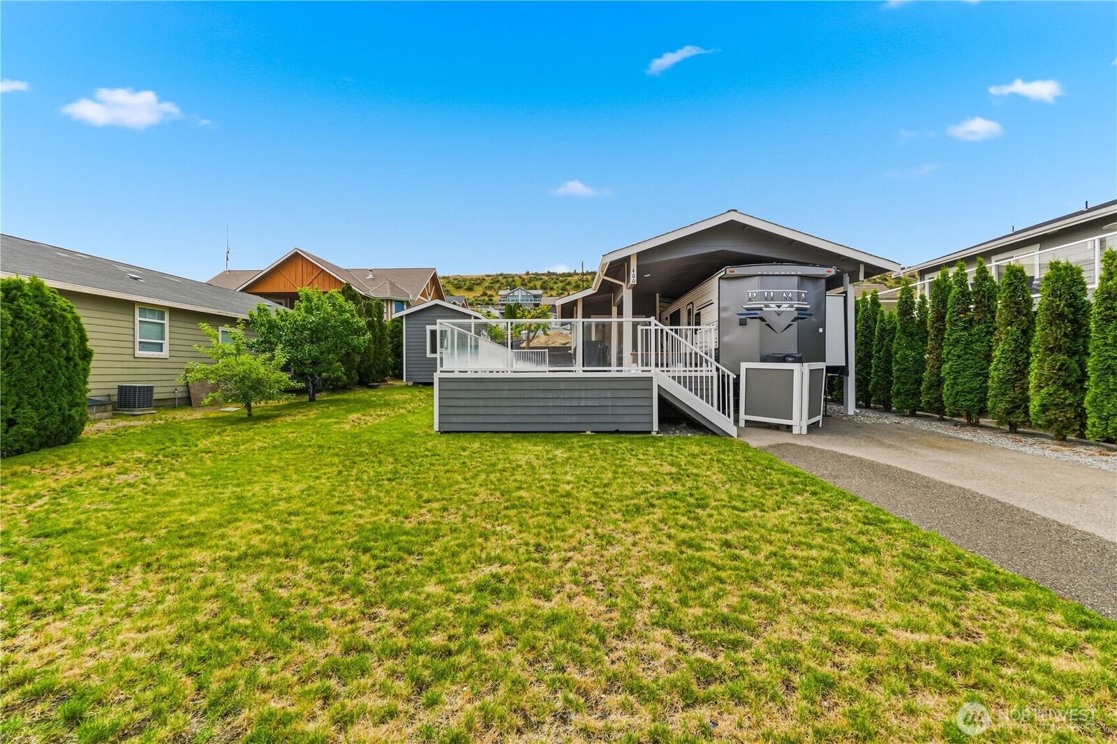 Property Photo:  400 W Emerson Drive  WA 98843 