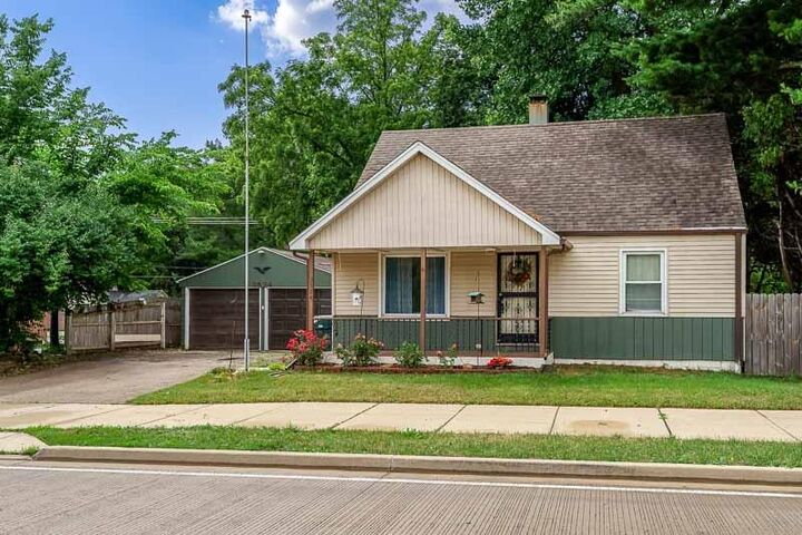 Property Photo: 3524 N Main Street IL 61103