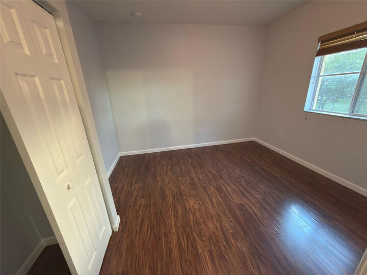 Property Photo:  8320 Santa Monica Avenue 8320  FL 33321 