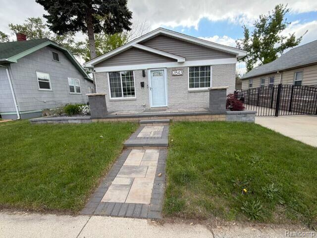 Property Photo:  2843 Grayson Street  MI 48220 