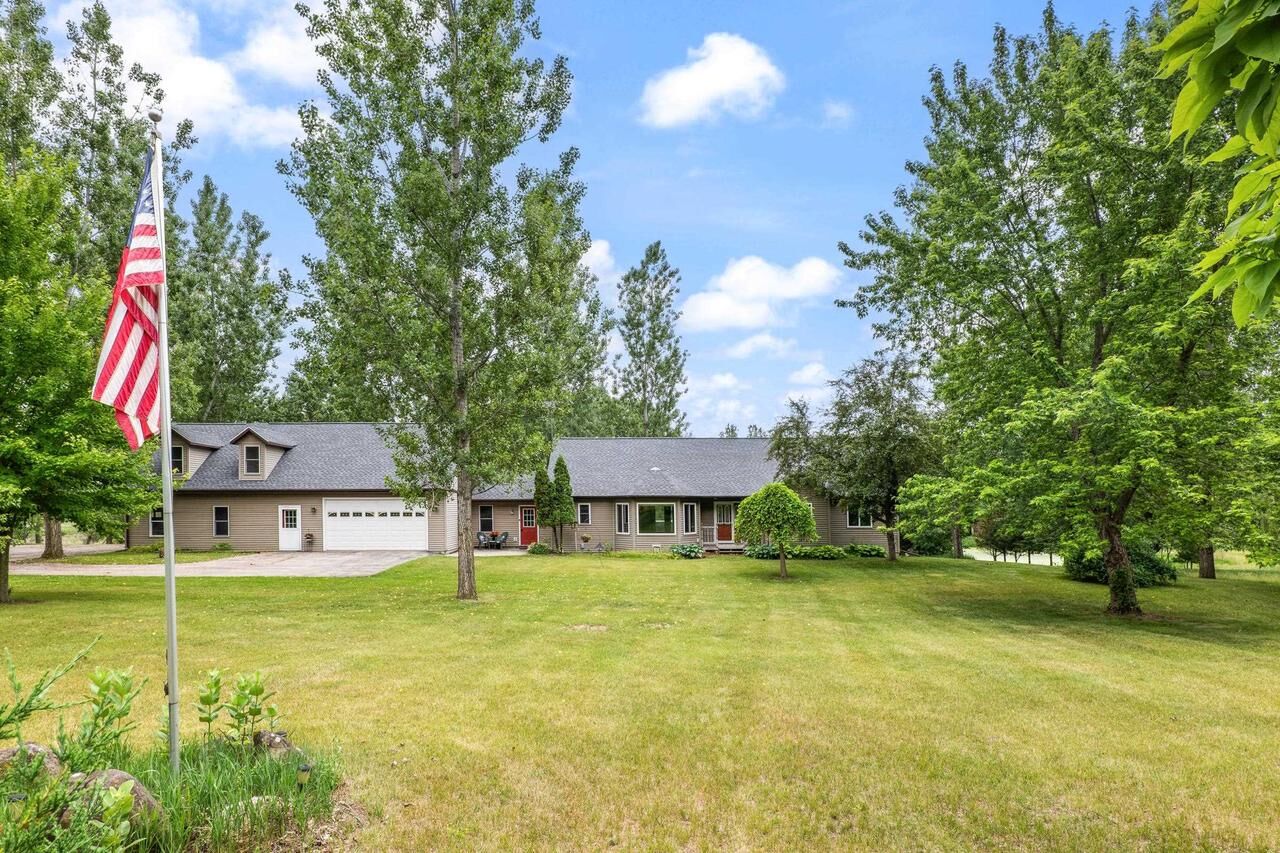 Property Photo:  W3075 Grouse Road  WI 53954 