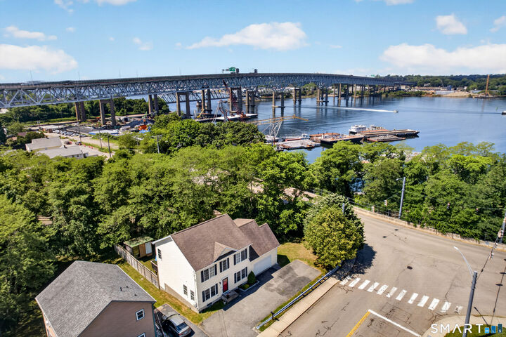Property Photo:  5 Grove Avenue  CT 06340 