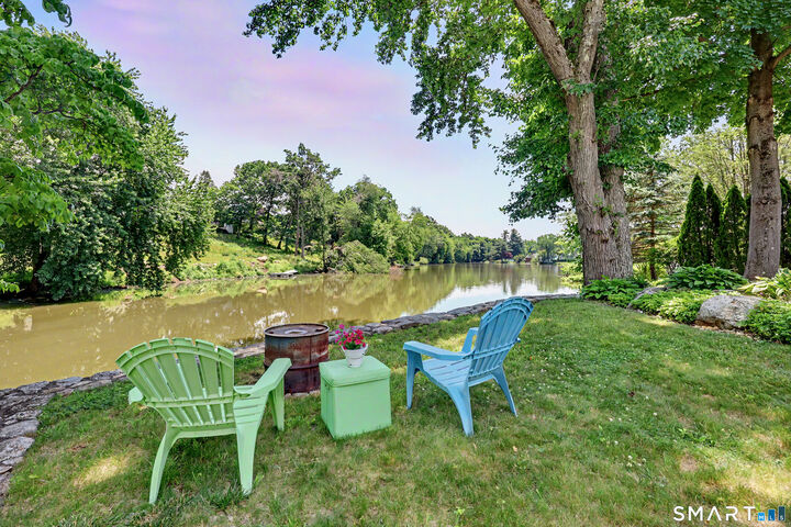 Property Photo:  8 Apple Blossom Lane  CT 06811 