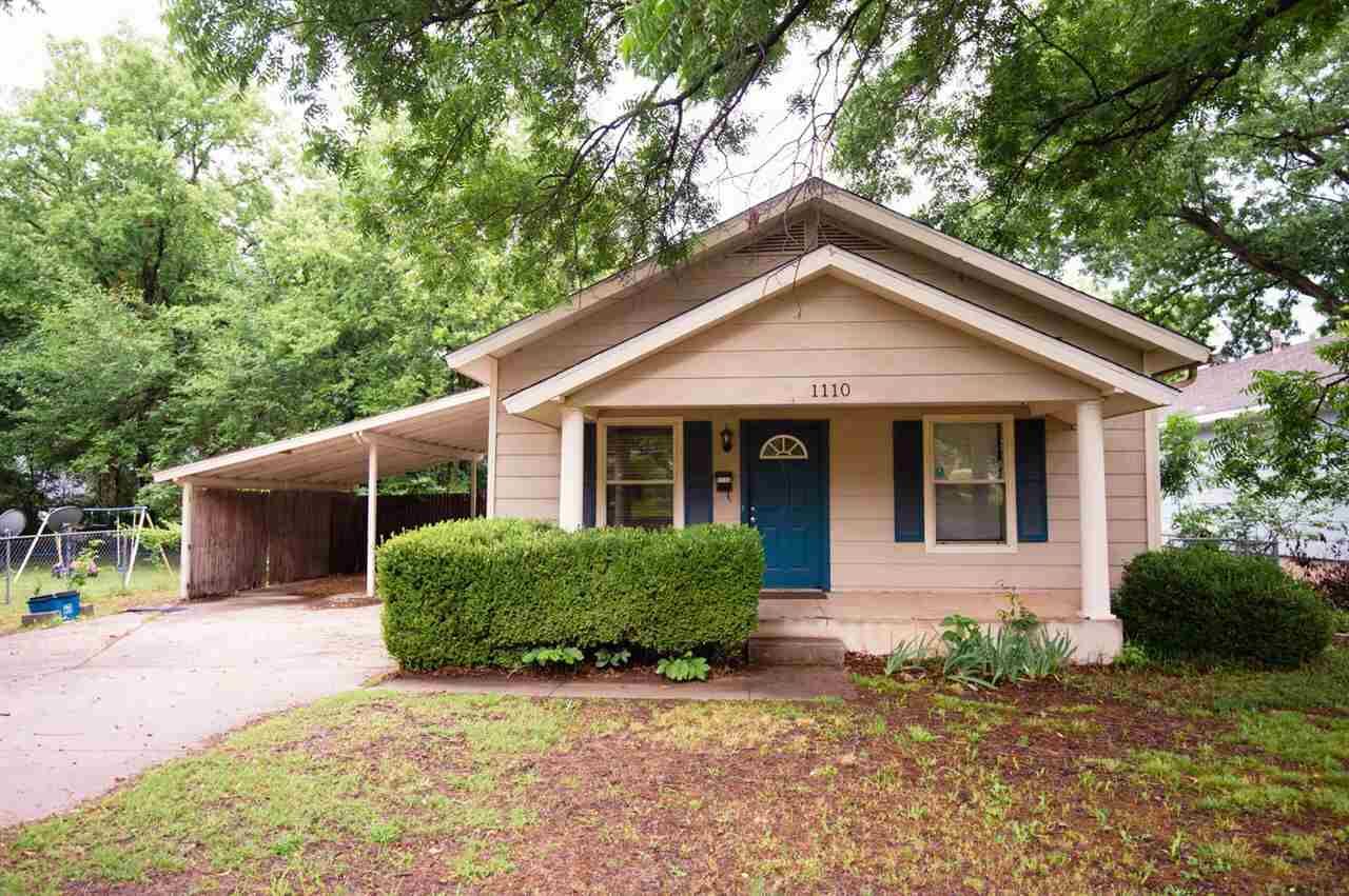 Property Photo: 1110 S West Street OK 74074