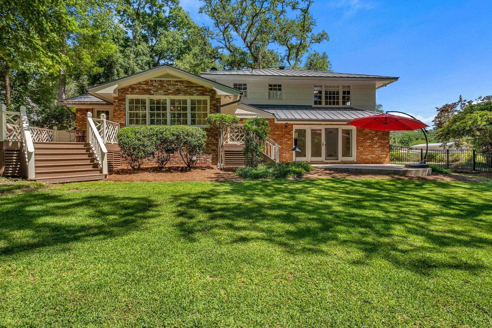 Property Photo:  1001 Gardenia Drive  FL 32312 