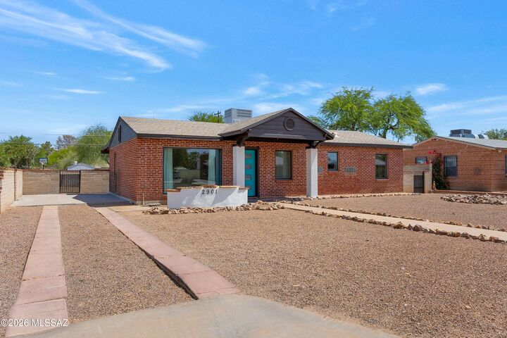 Property Photo:  2901 E Sylvia Street  AZ 85716 