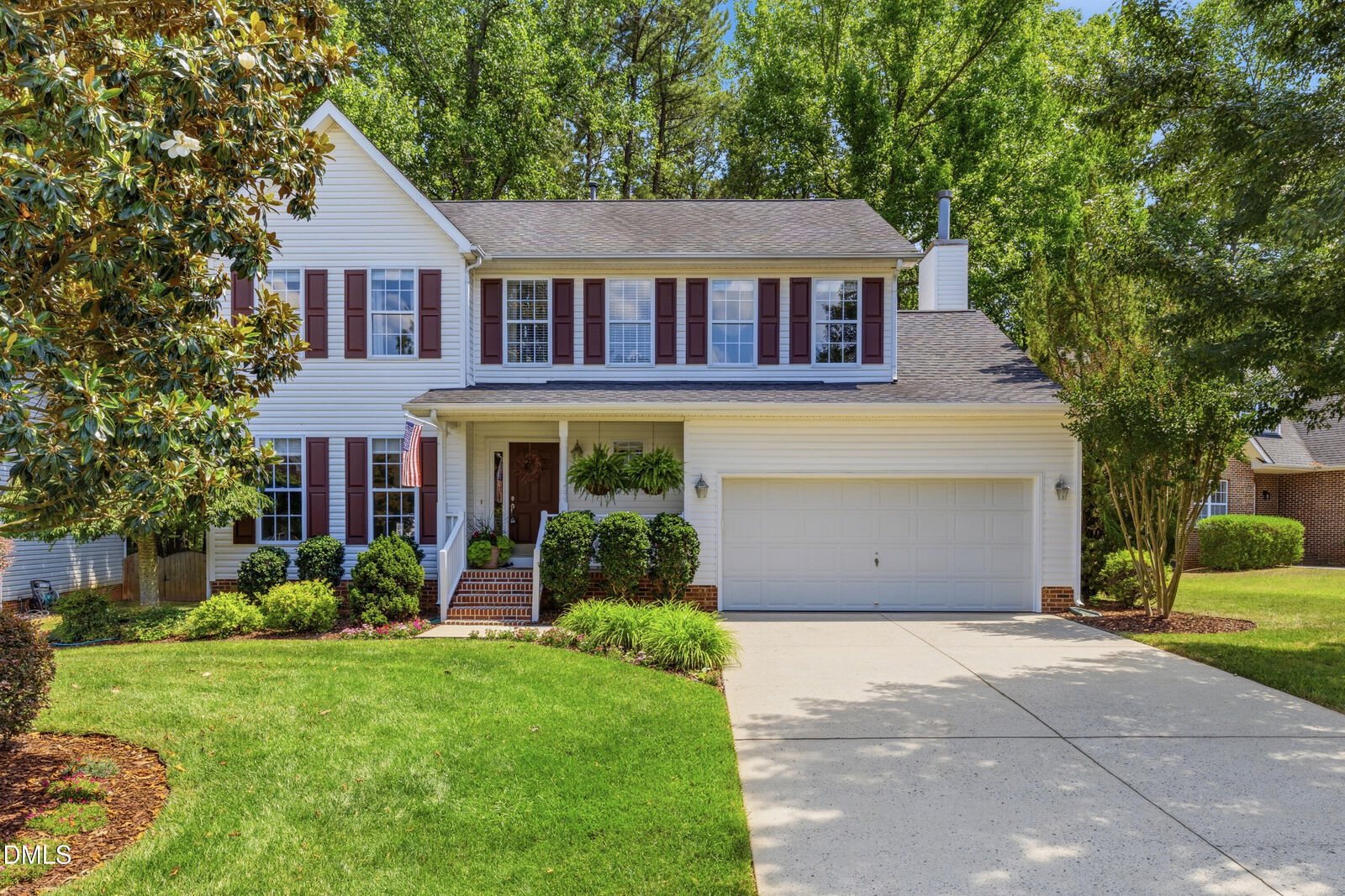Property Photo: 1211 Waterford Green Drive NC 27502