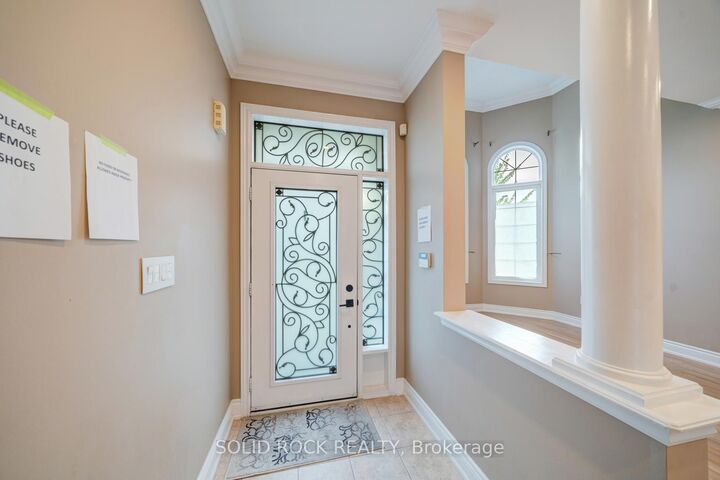 Property Photo: 32 Albert Roffey Crescent ON L6B 0H1
