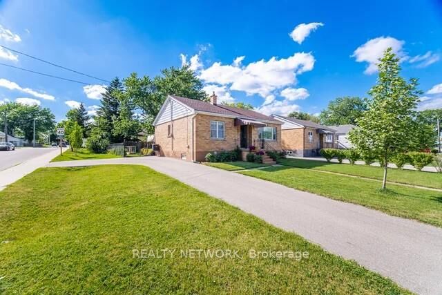 Property Photo:  622 Upper Sherman Avenue  ON L8V 3M2 