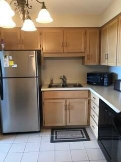695 Richmond Street 1311 — photo 1