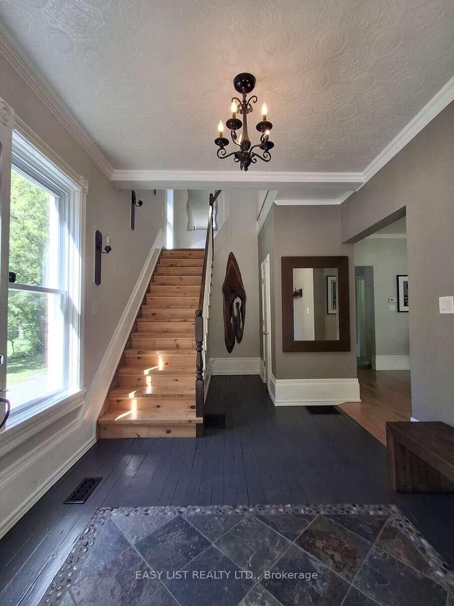 Property Photo: 9 River Street ON L0K 1E0