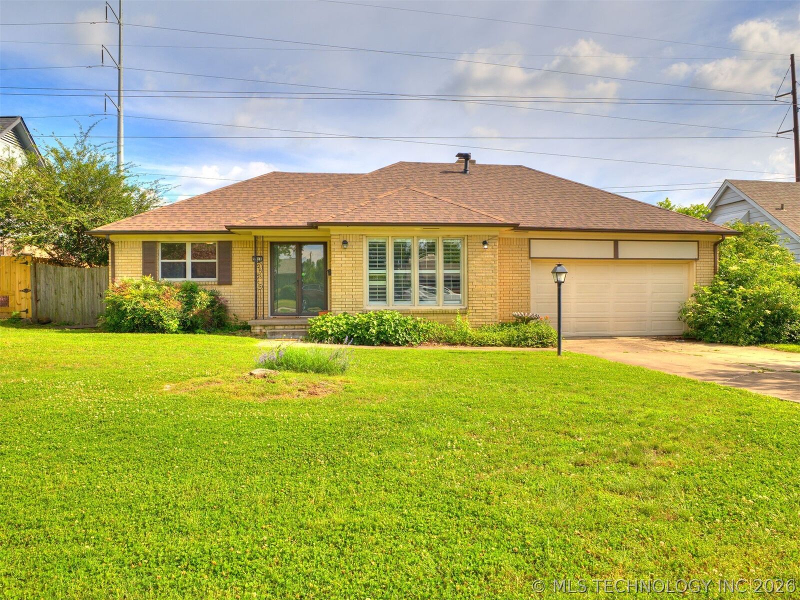 Property Photo: 5910 E 36th Street OK 74135