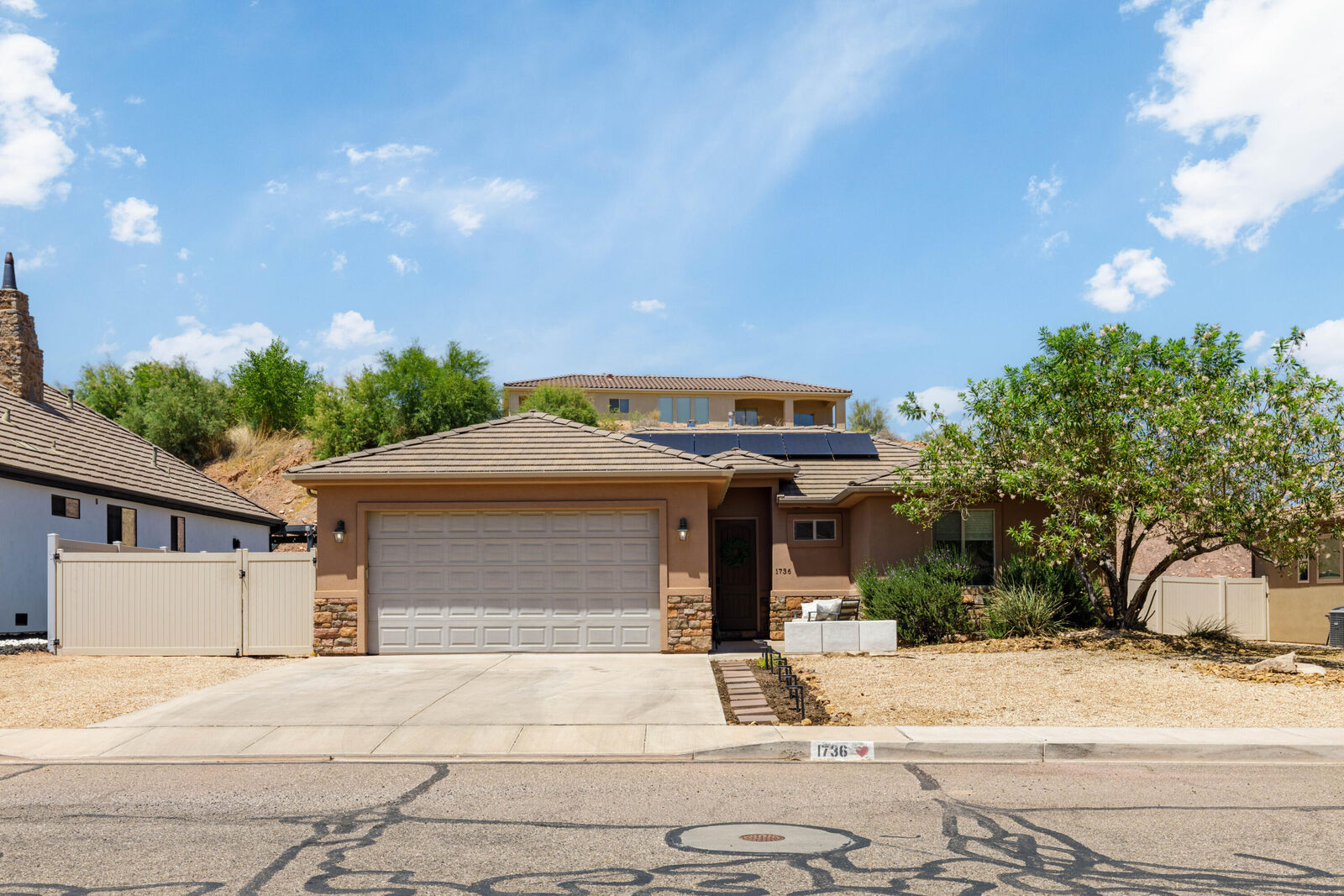 Property Photo:  1736 W 680 S  UT 84770 