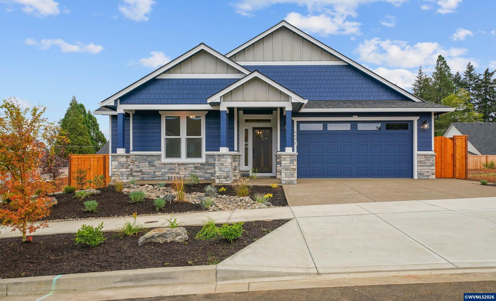 Property Photo:  755 Emily Grace Ln SE  OR 97306 