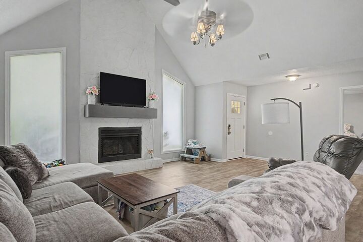 Property Photo: 158 Woodstone Circle GA 31701