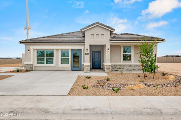 Property Photo:  2925 W Simone Avenue  AZ 85120 