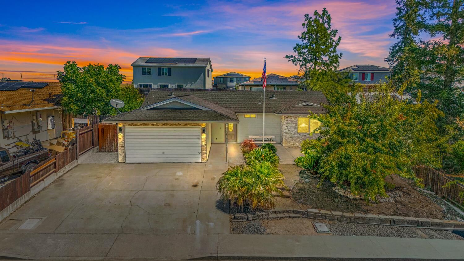 Property Photo:  1039 Roosevelt Avenue  CA 95694 