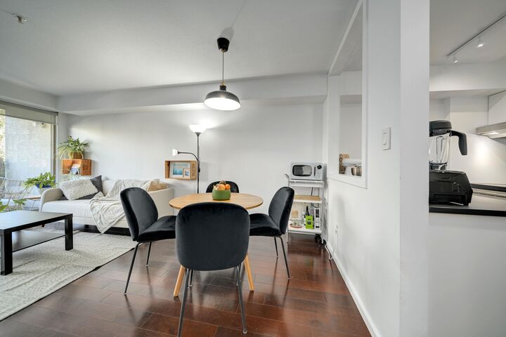 1099 E Broadway 210 — photo 1