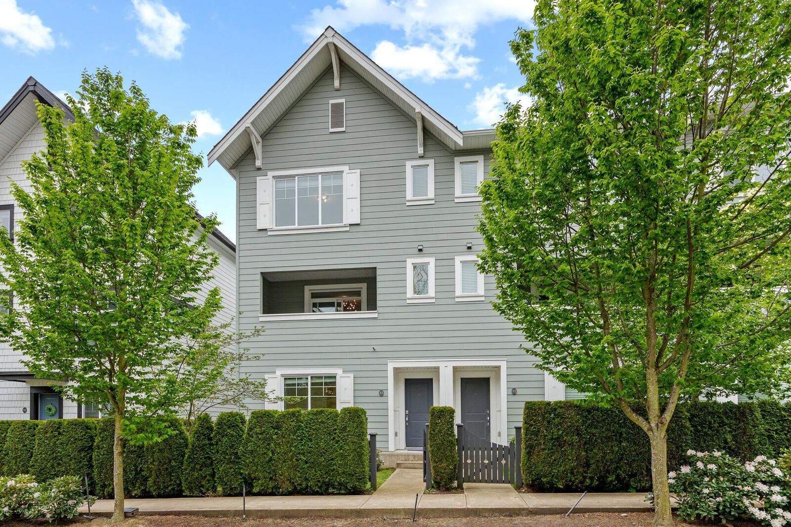 Property Photo: 16323 15 Avenue 11 BC V4A 0C5