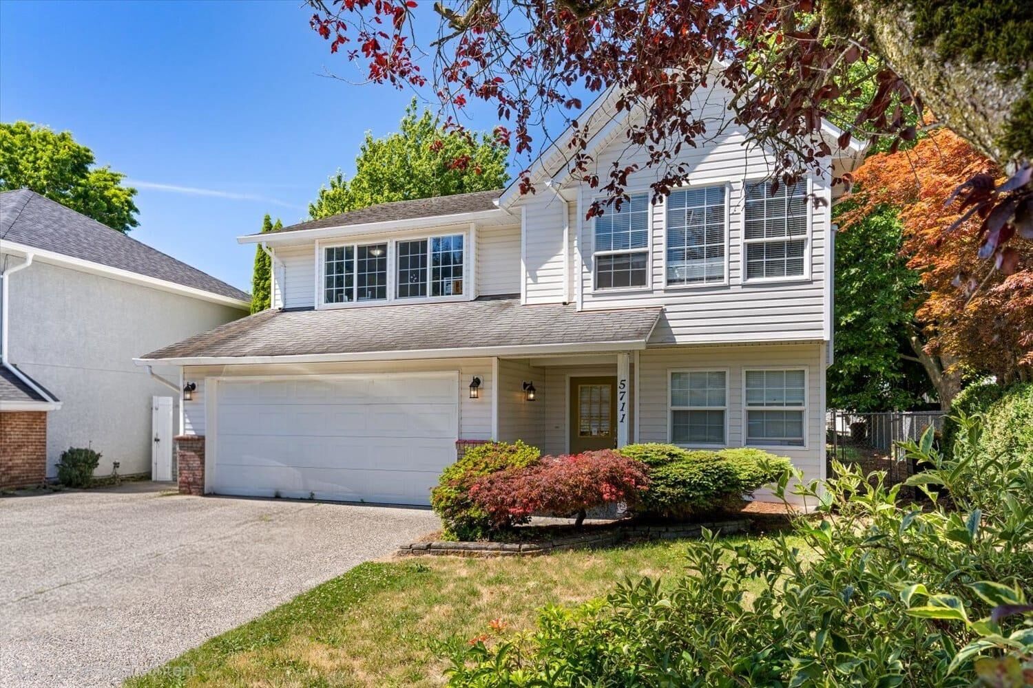 Property Photo:  5711 Winchester Place  BC V2R 3X8 