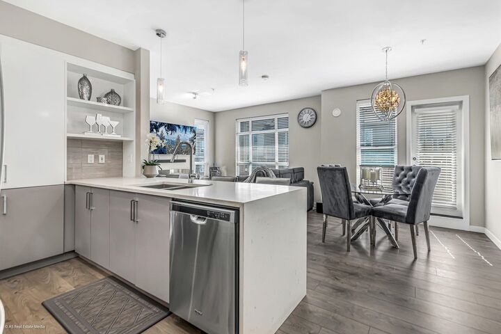 Property Photo: 20211 66 Avenue D305 BC V2Y 0L4